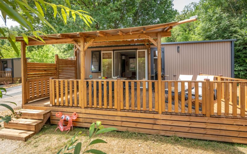 Camping Canet-de-Salars Ciela Village Le Caussanel camping 4 étoiles Aveyron mobil home