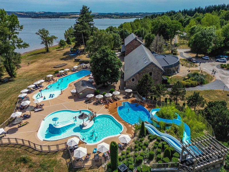 Camping Canet-de-Salars Ciela Village Le Caussanel camping 4 étoiles Aveyron parc aquatique